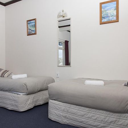 Moana Lodge Plimmerton Eksteriør billede