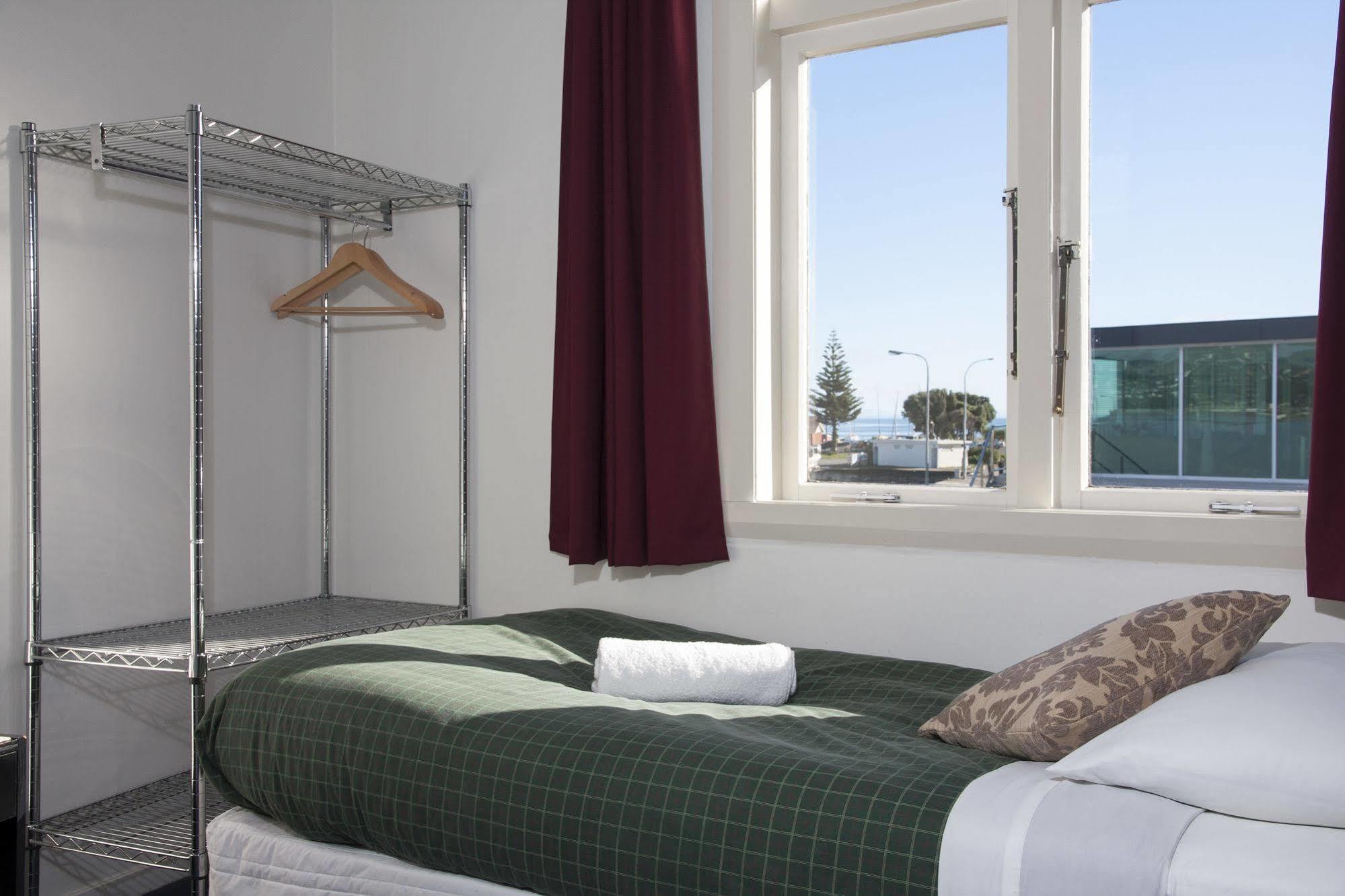 Moana Lodge Plimmerton Eksteriør billede