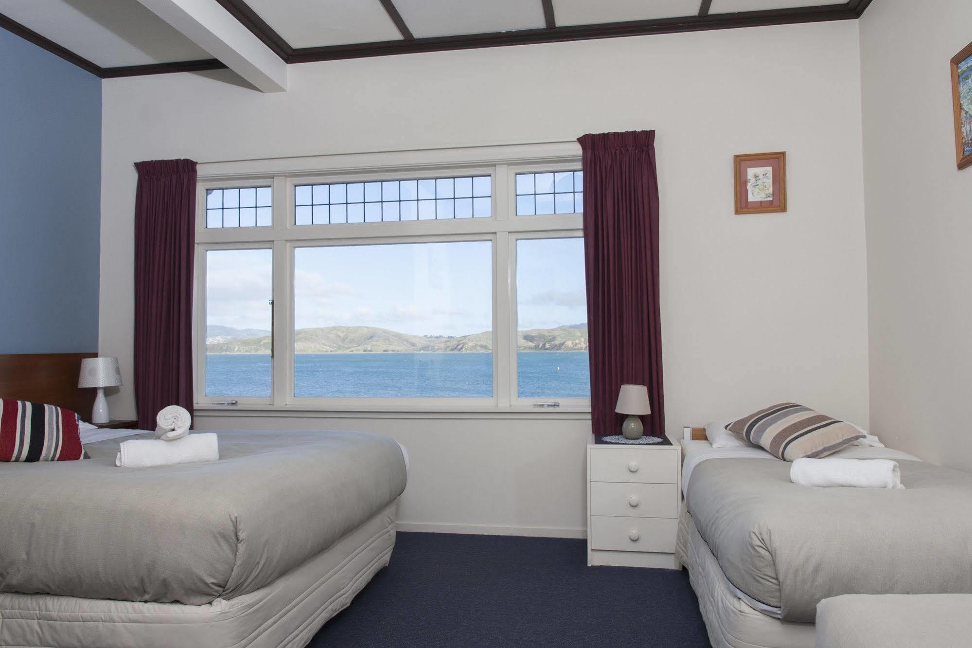 Moana Lodge Plimmerton Eksteriør billede