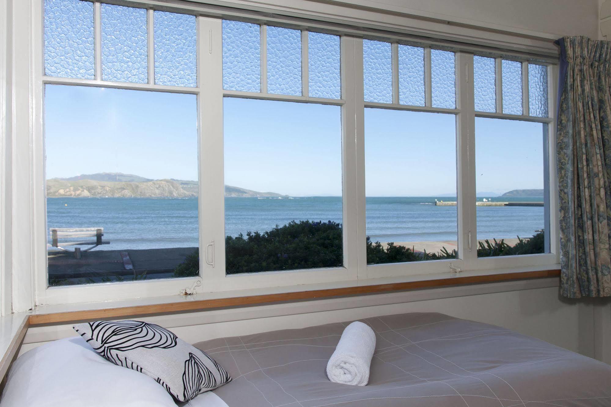 Moana Lodge Plimmerton Eksteriør billede