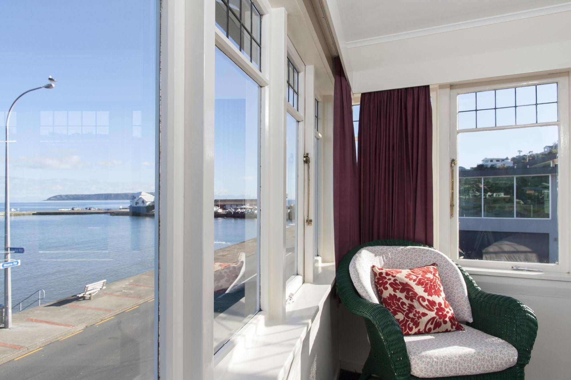 Moana Lodge Plimmerton Eksteriør billede